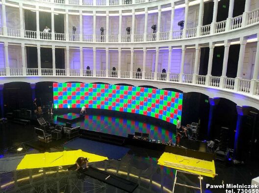 wynajem ekranów LED na imprezy i konferencje - EMGEvents